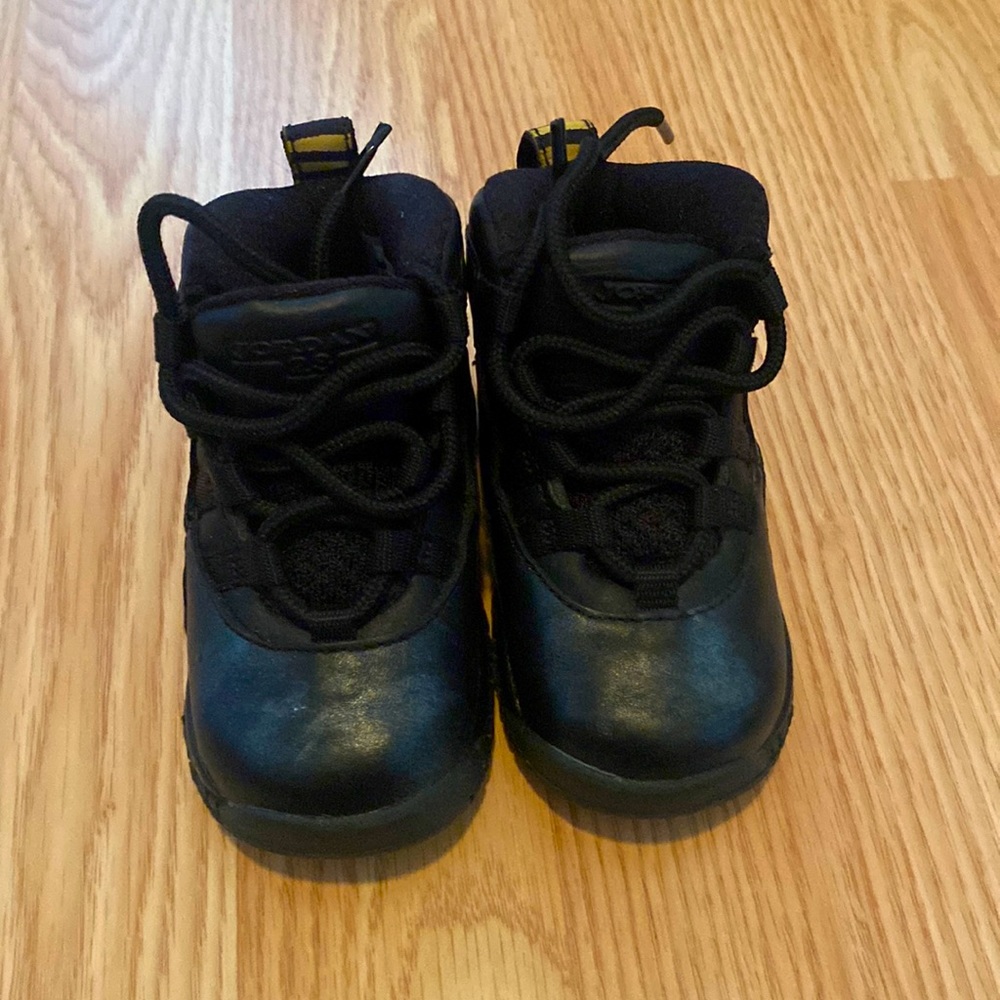 Jordan retro 10s